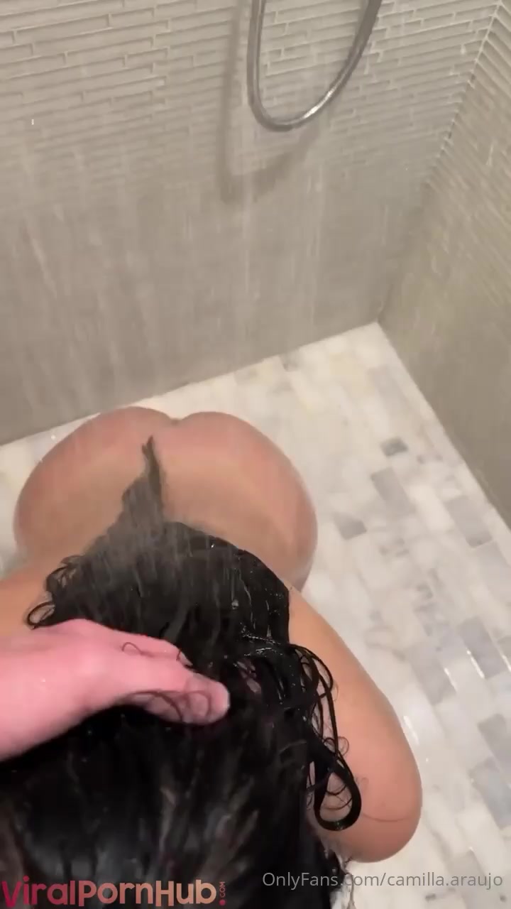 Camilla Araujo Video Porn Blowjob In Bathtub